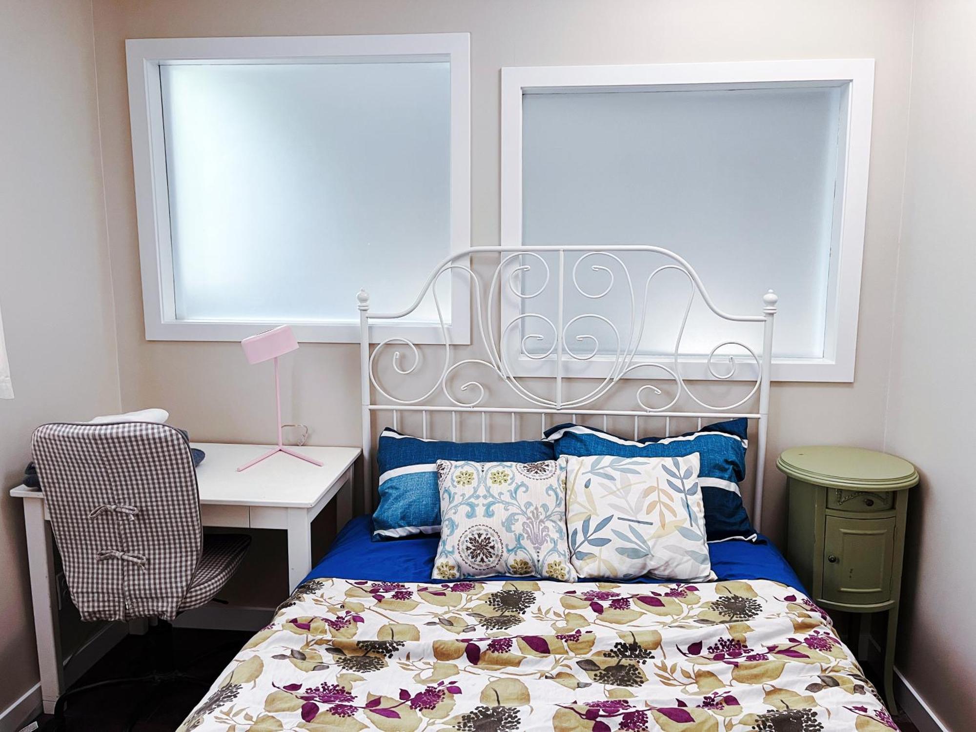 Calgary-Banff House Close Lrt&Dt&Free Parking Apartment Екстериор снимка